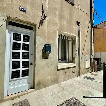 Studio Entierement Renove, Situe Au Coeur Du Quartier *